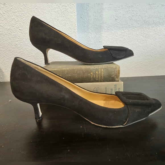 Andrea Carrano Milk kitten heels black suede sz 39 1/2 - Picture 2 of 10